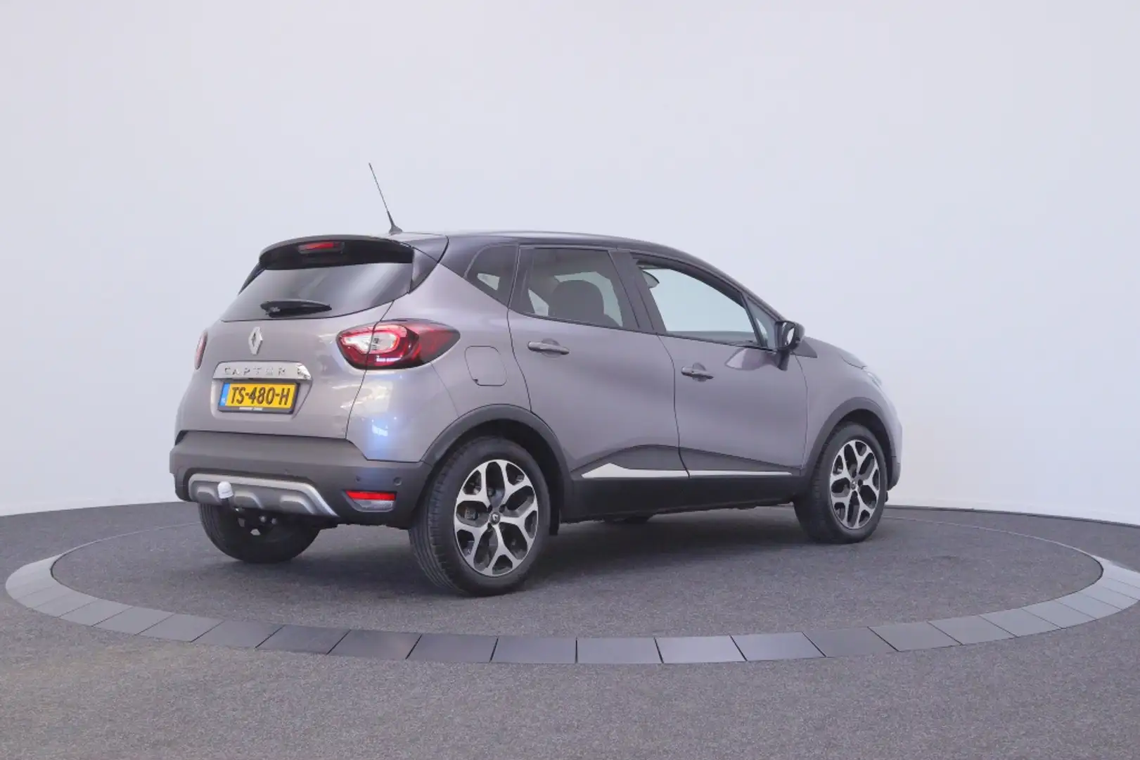 Renault Captur 0.9 TCe Intens | Trekhaak | Navigatie | Gris - 2