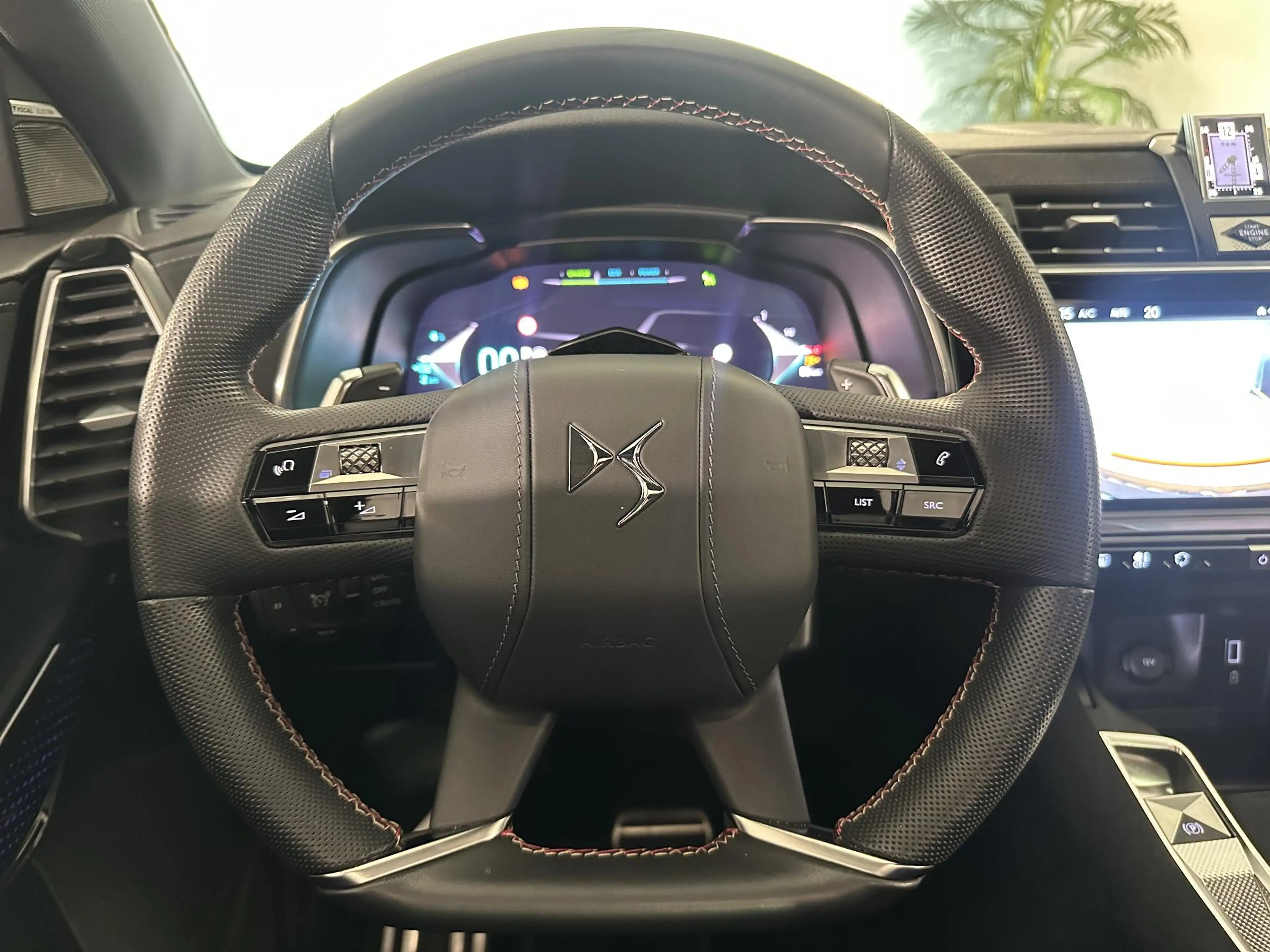 DS Automobiles DS 7 E-Tense 300 4x4 Performance Line+ | 360° Camera | — photo 15