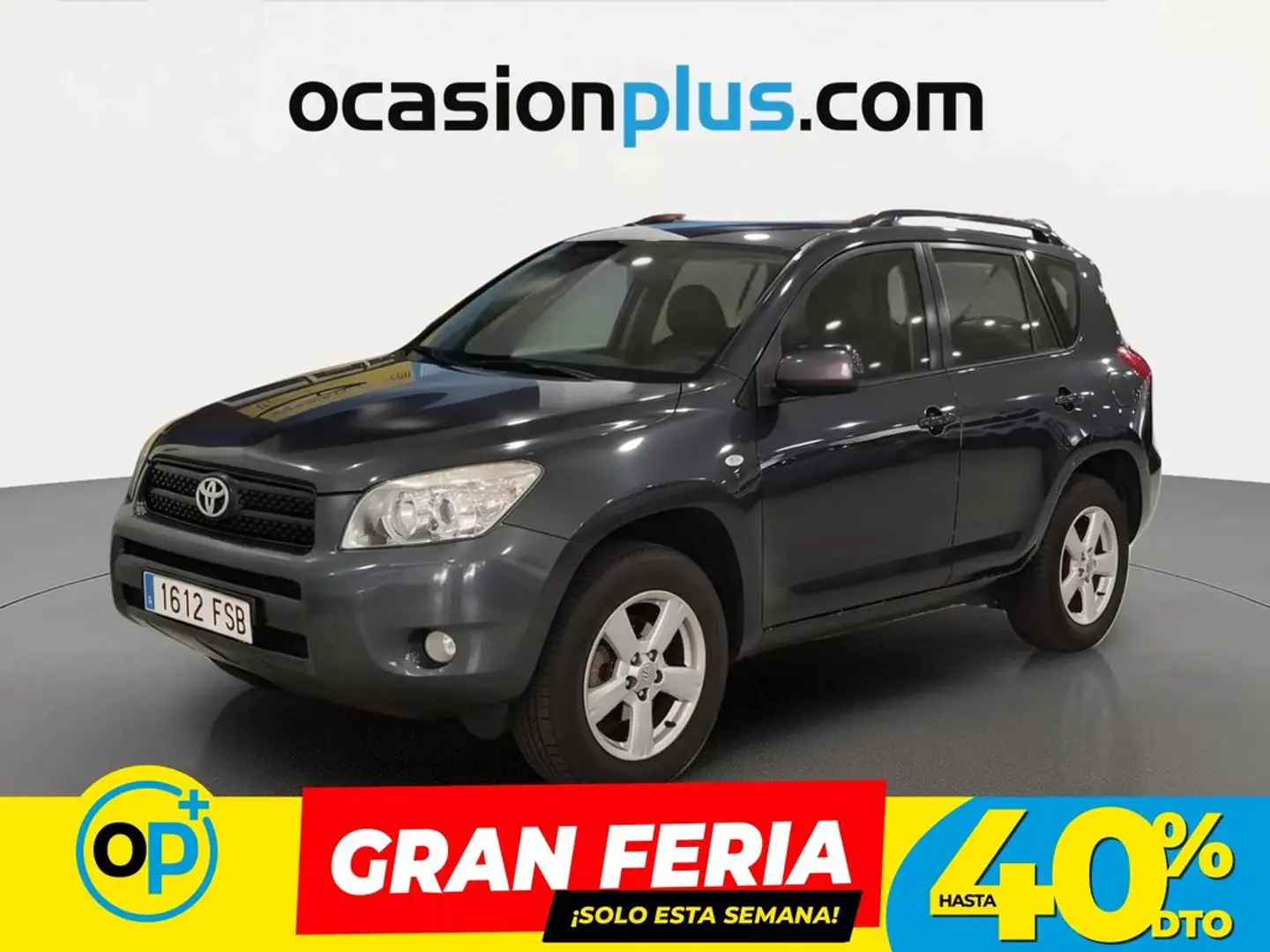 Toyota RAV4 2.0 Executive Gris - 1