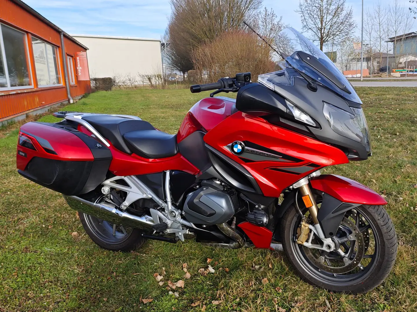 BMW R 1250 RT wenig Kilometer / Vollausstattung Rot - 1