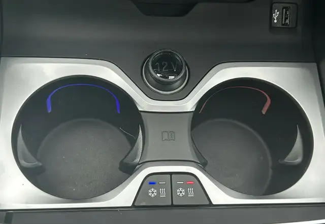 BMW X6 30d xDrive M SPORT *PANO*HUD*SITZKL*B&W*AHK*22 Ansicht 27