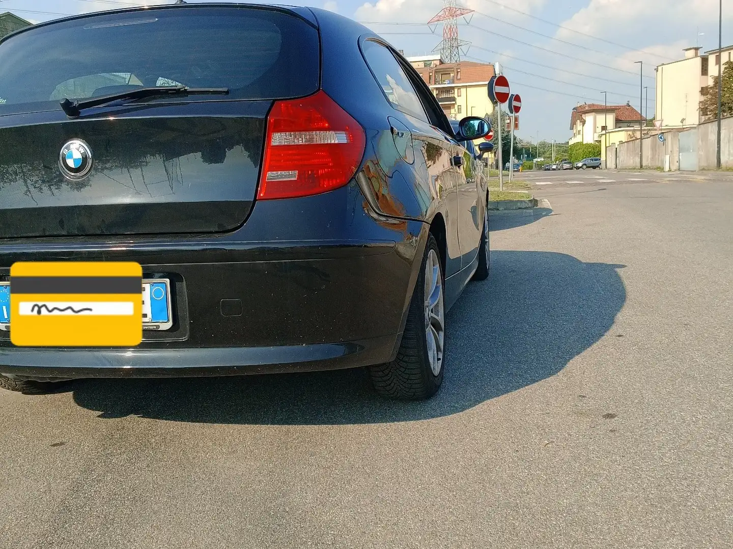 BMW 116 116i Futura 6m - 2