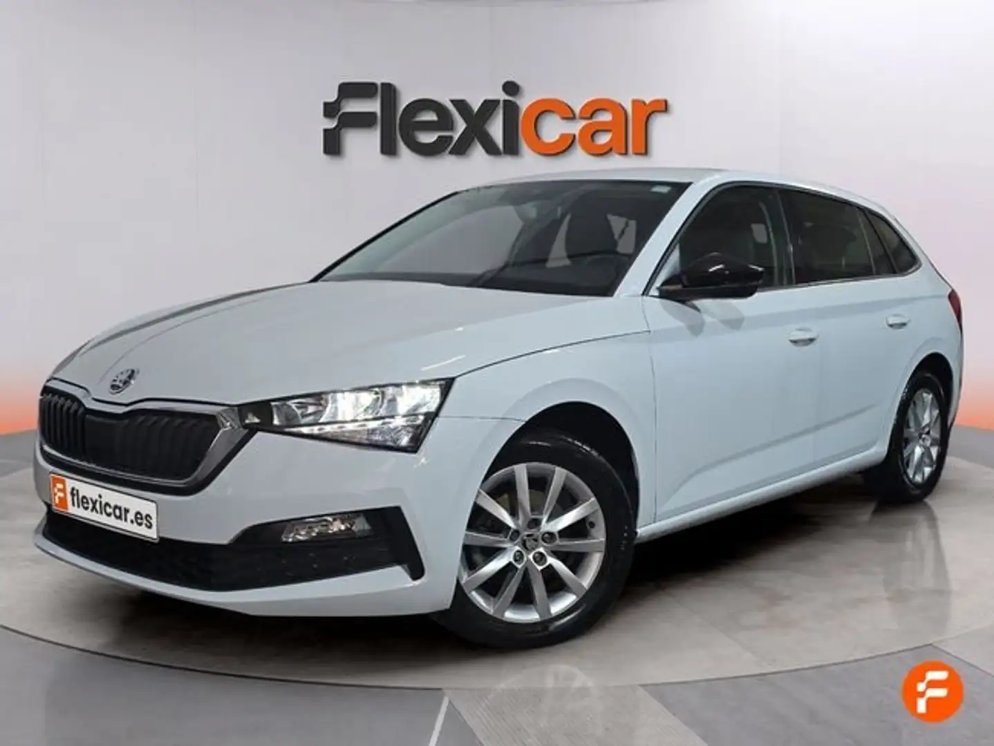 Skoda Scala 1.0 TSI 85KW (115CV) Ambition Blanco - 2
