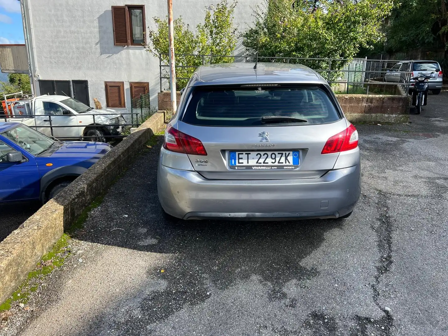 Peugeot 308 308+II+2013+5p+1.6+e-hdi+8v+Access+s Grigio - 2