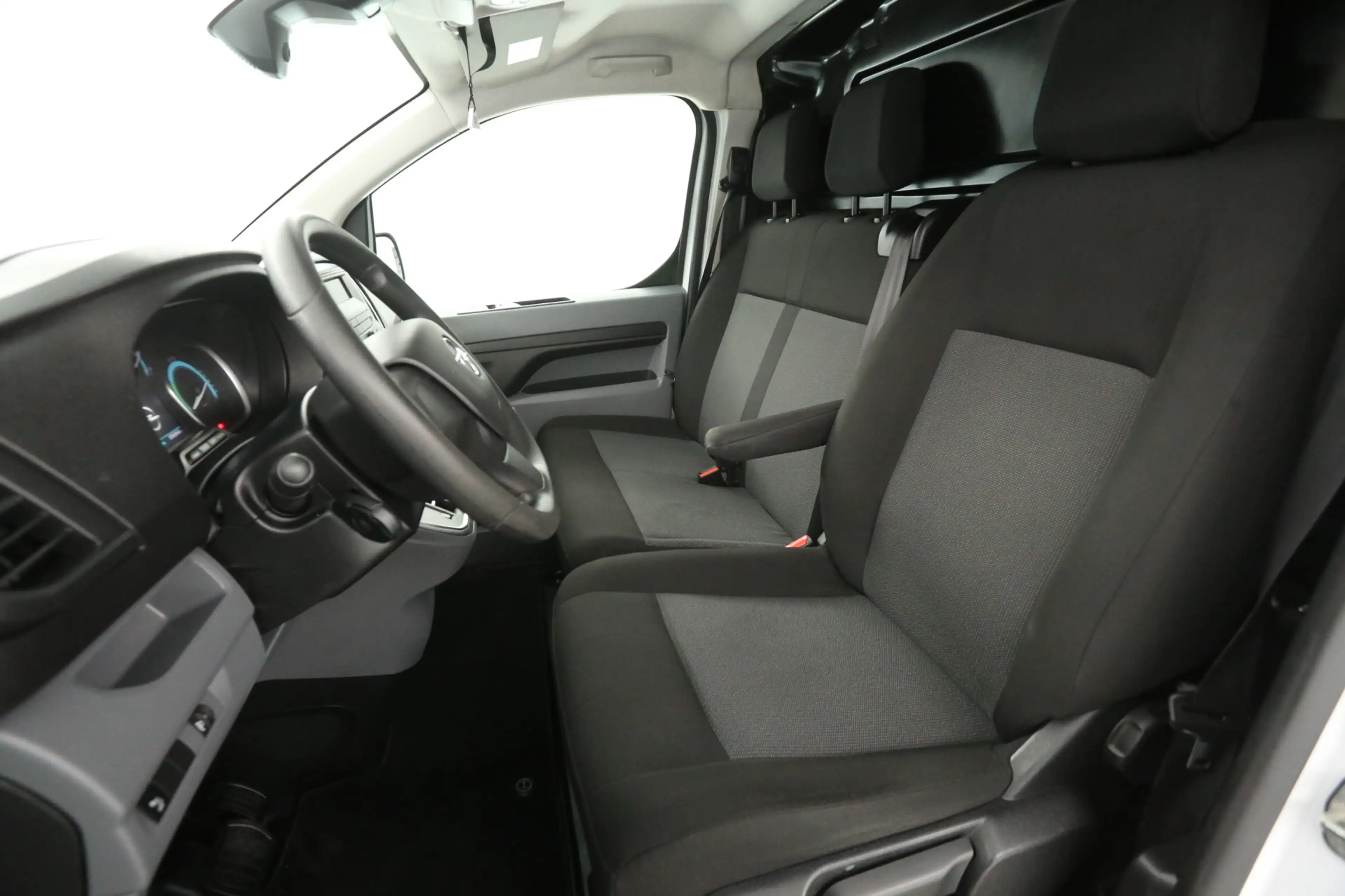 Opel Vivaro-e 75 kWh L3H1 Longe Range | Snelladen | SOH 91% | Ai — photo 11