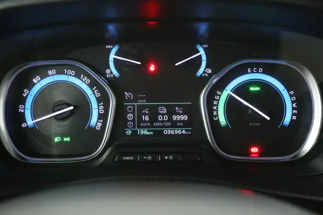 Opel Vivaro-E view 14