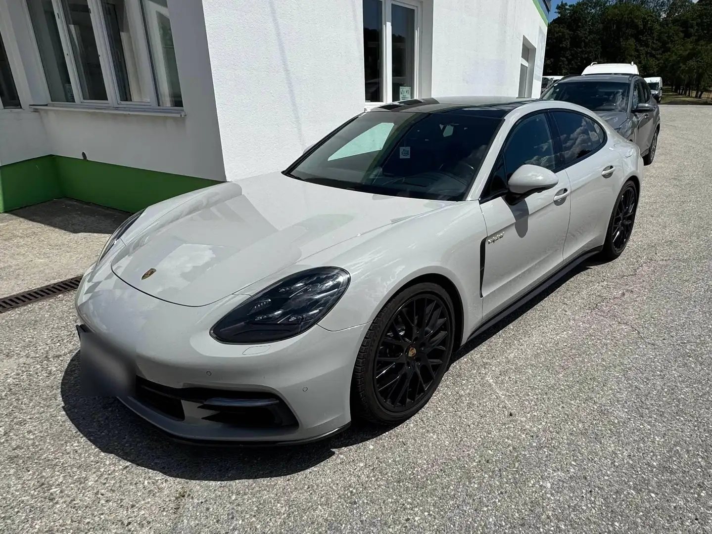 Porsche Panamera Panamera 4 e-hybrid Grau - 1