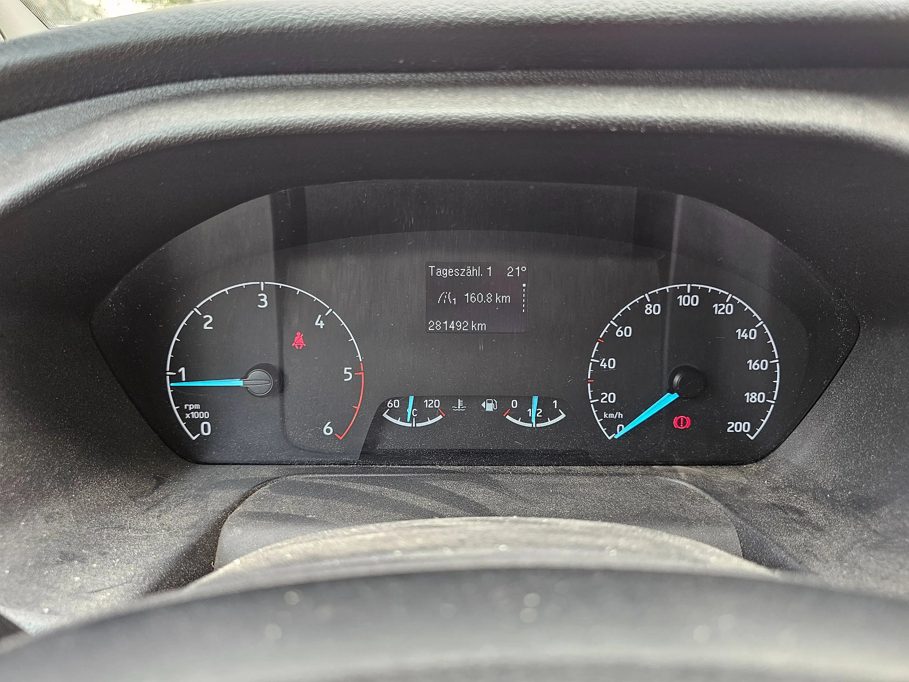 Ford Transit Custom 300 L1 Trend — photo 15