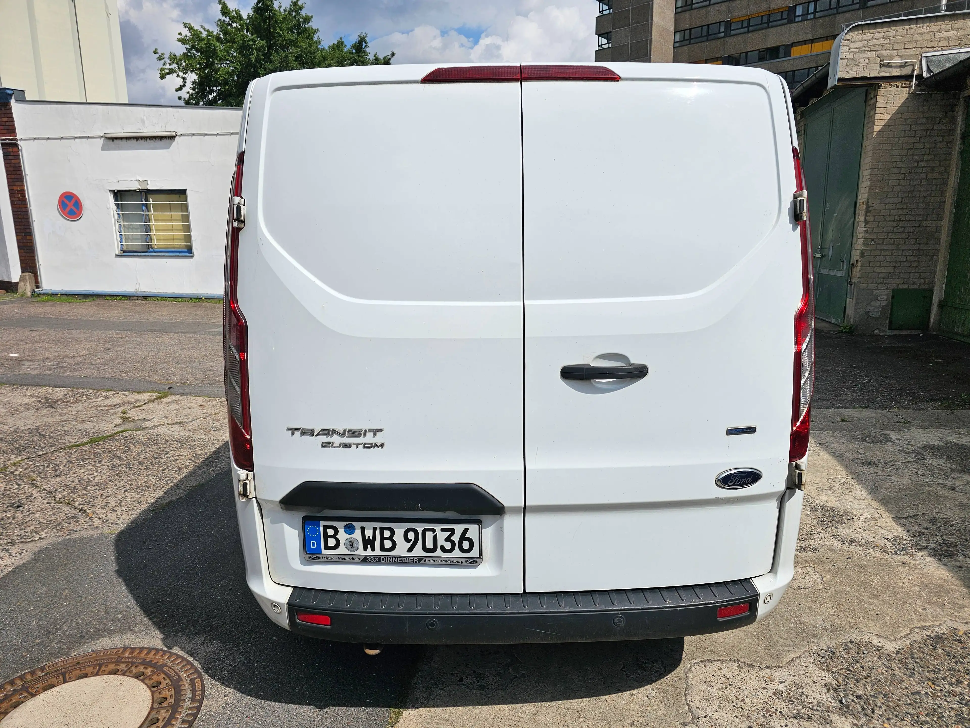 Ford Transit Custom 300 L1 Trend — photo 7
