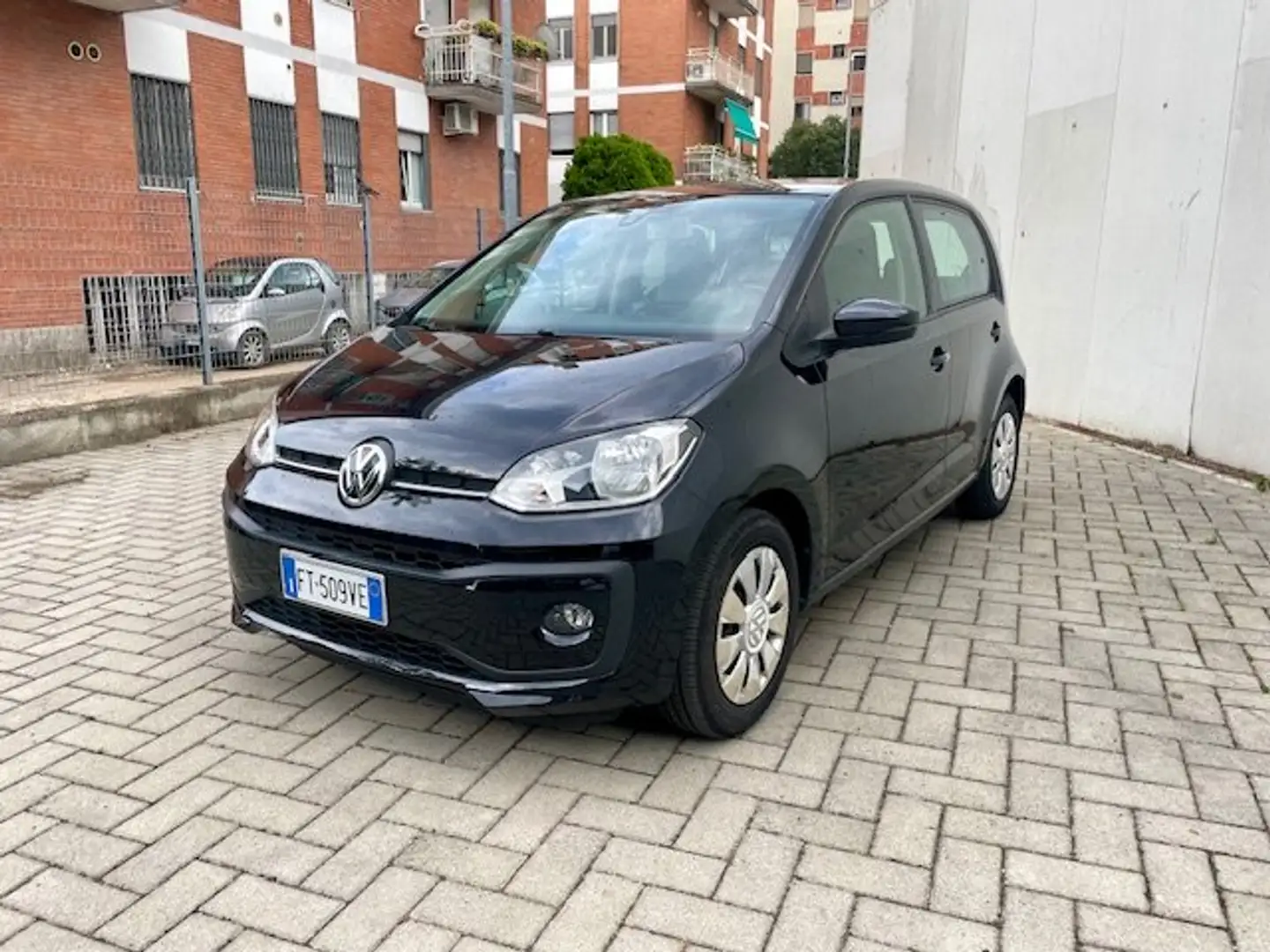 Volkswagen up! up! 5p 2017 5pt. 1.0 Move 60cv Uniproprietario Noir - 2