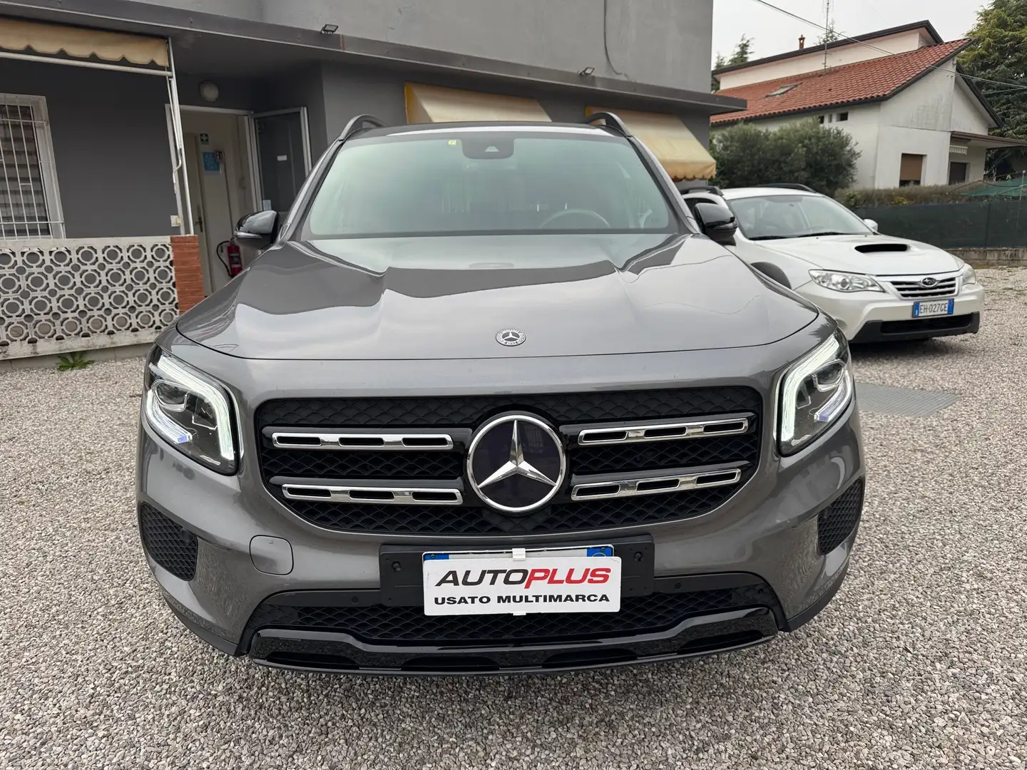 Mercedes-Benz GLB 180 Sport Plus auto Gris - 2