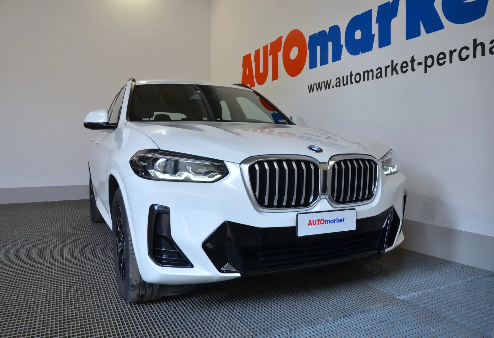 BMW X3 xdrive20d mhev 48V Msport auto Bianco - 2