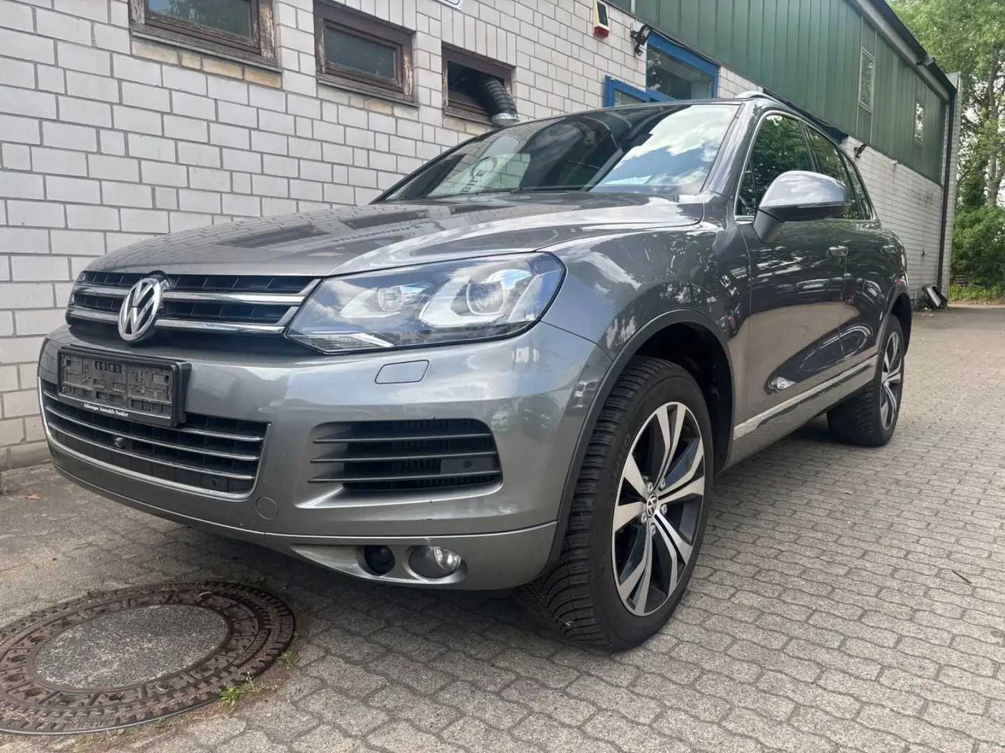 Volkswagen Touareg V6 TDI BMT Exclusive Technik-Paket/Voll Gris - 2