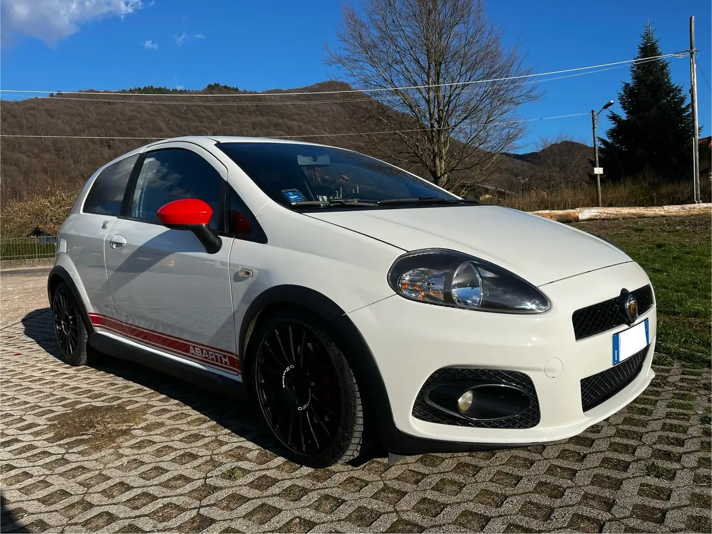 Abarth Grande Punto Grande Punto 1.4 t. t-jet 155cv 3p Alb - 1