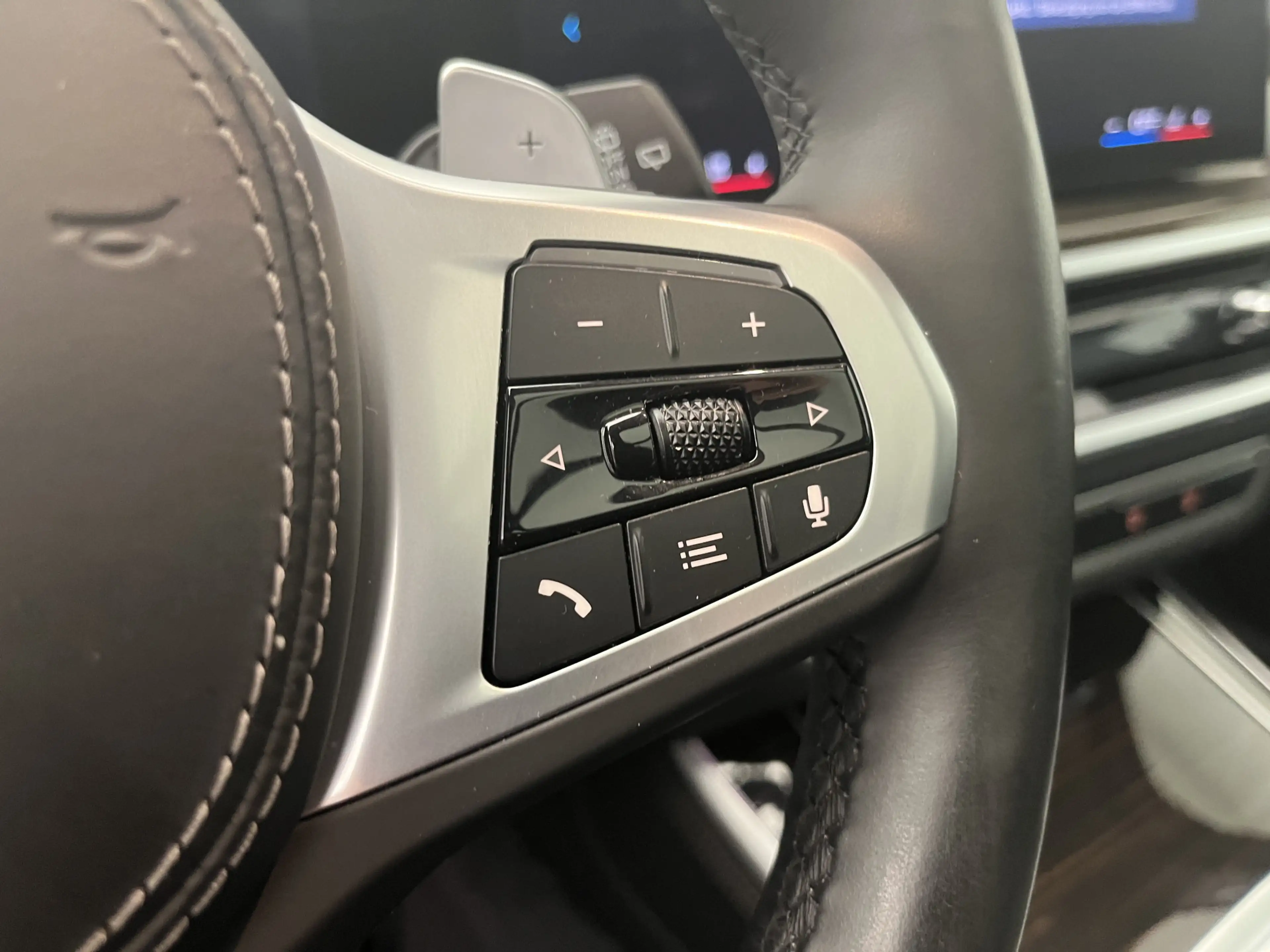 BMW X5 xDrive50e M-Sport | Panorama | Driving Assistant P — photo 12