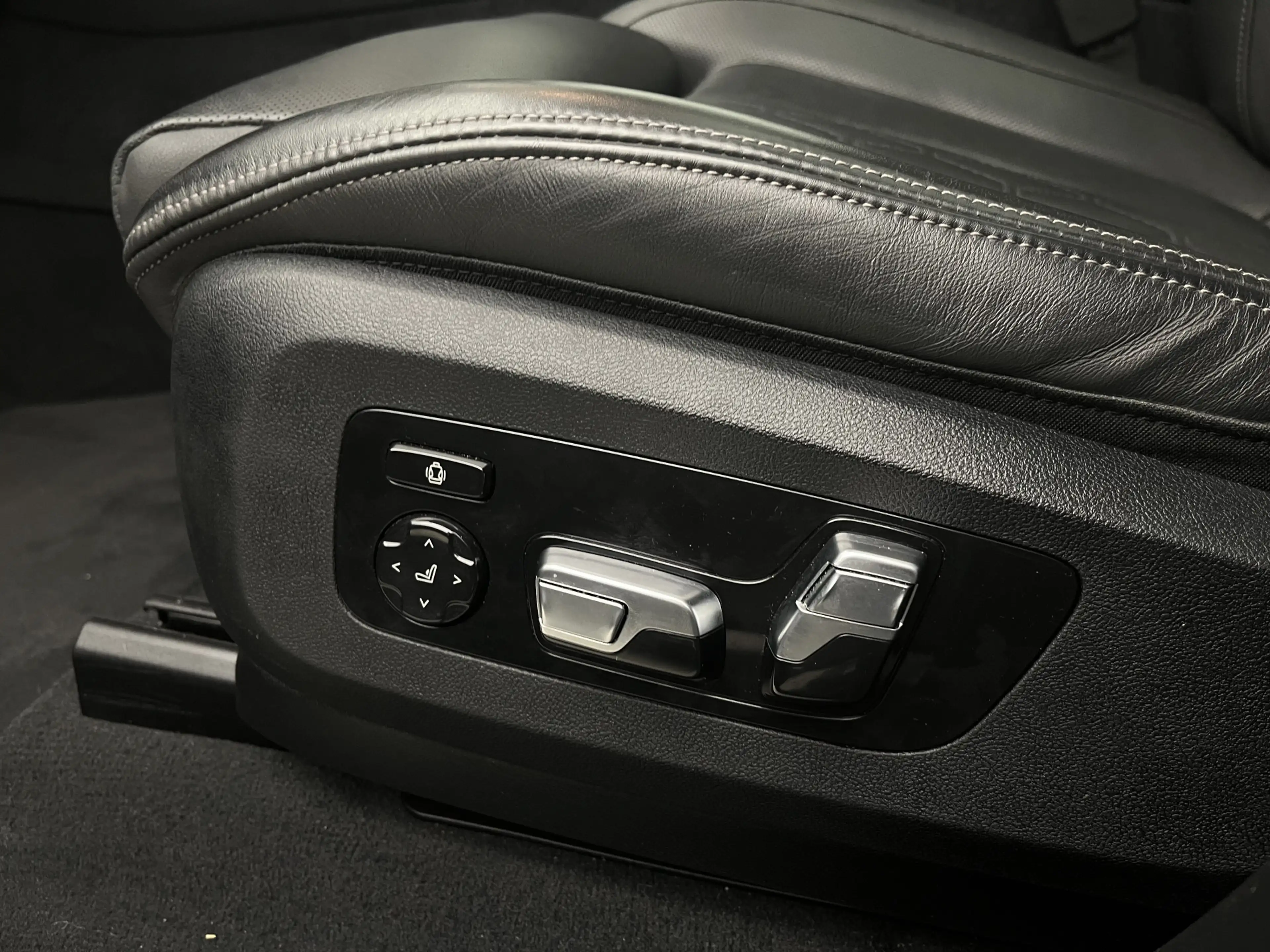 BMW X5 xDrive50e M-Sport | Panorama | Driving Assistant P — photo 14