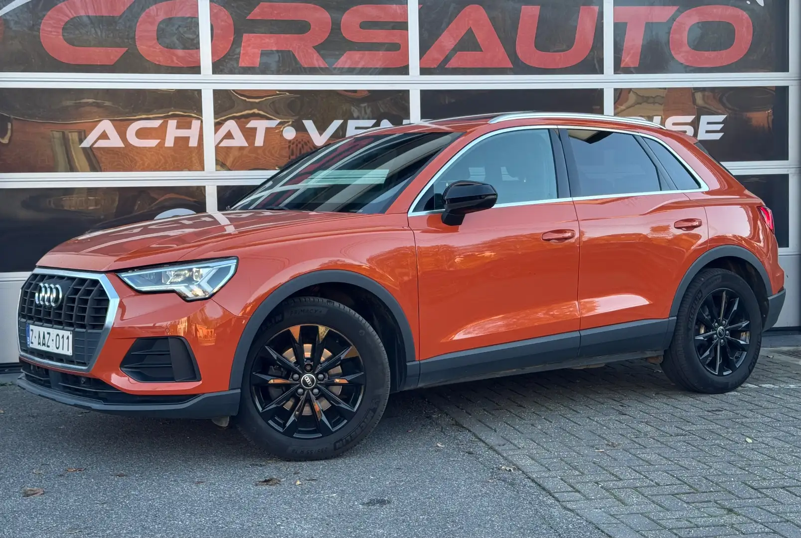 Audi Q3 TFSI S tronic NAVI LEDS PANO CRUISE MEDIA JA! ! ! Orange - 1