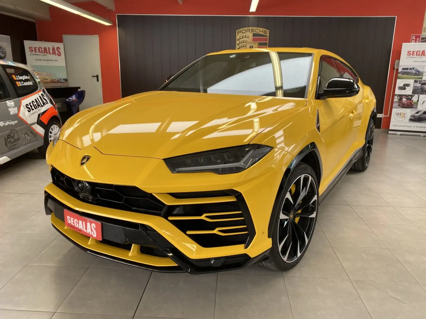 Lamborghini Urus 4.0 V8 Aut. Żółty - 1