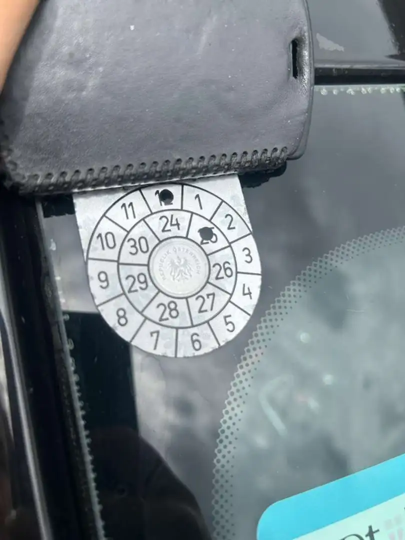 Renault Fluence Fluence dCi 110 Schwarz - 2