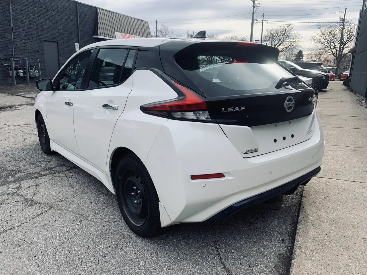 Nissan Leaf снимка Nissan Leaf