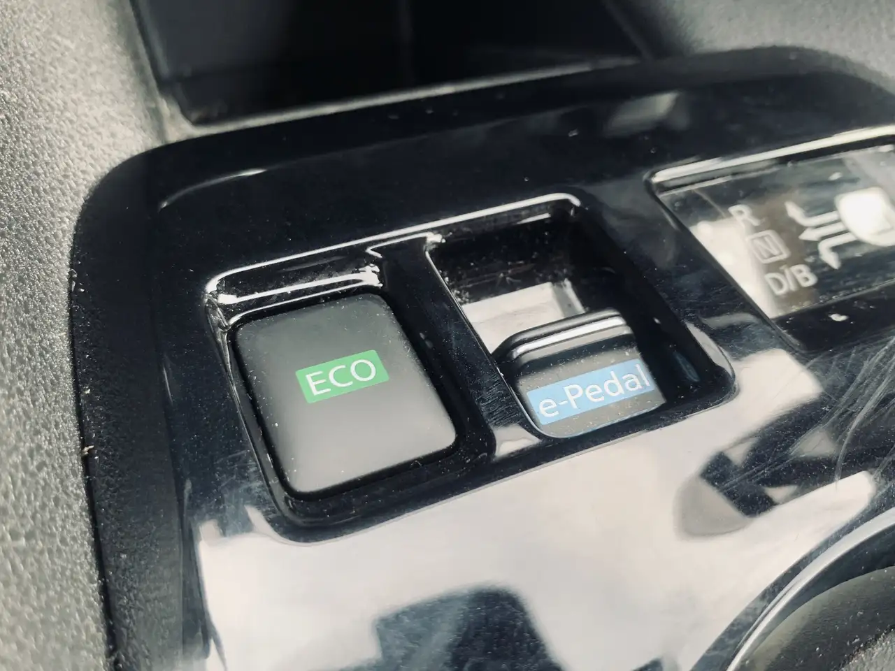 Nissan Leaf снимка Nissan Leaf