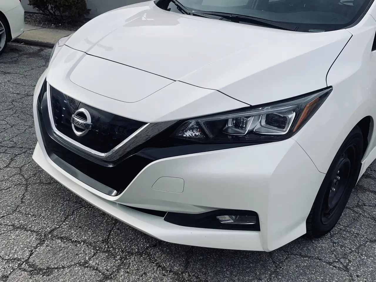 Nissan Leaf снимка Nissan Leaf