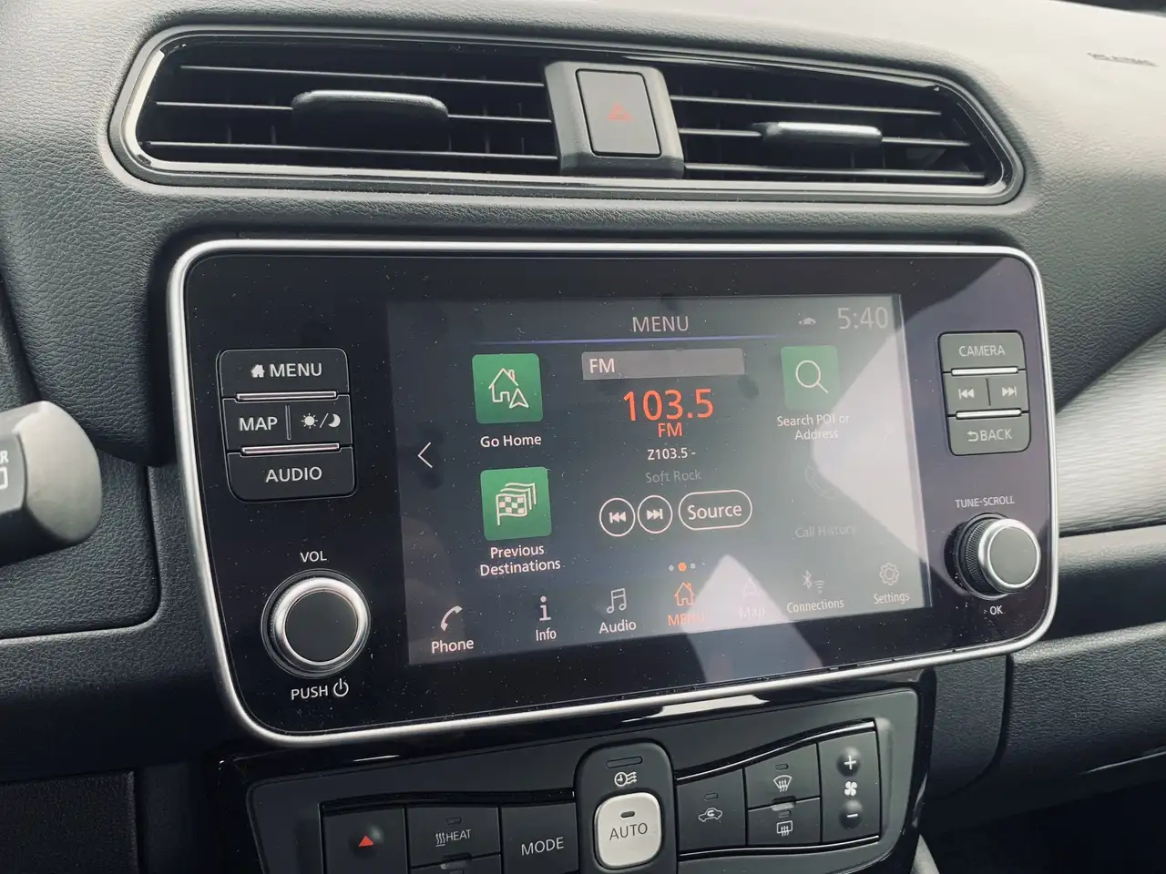 Nissan Leaf снимка Nissan Leaf