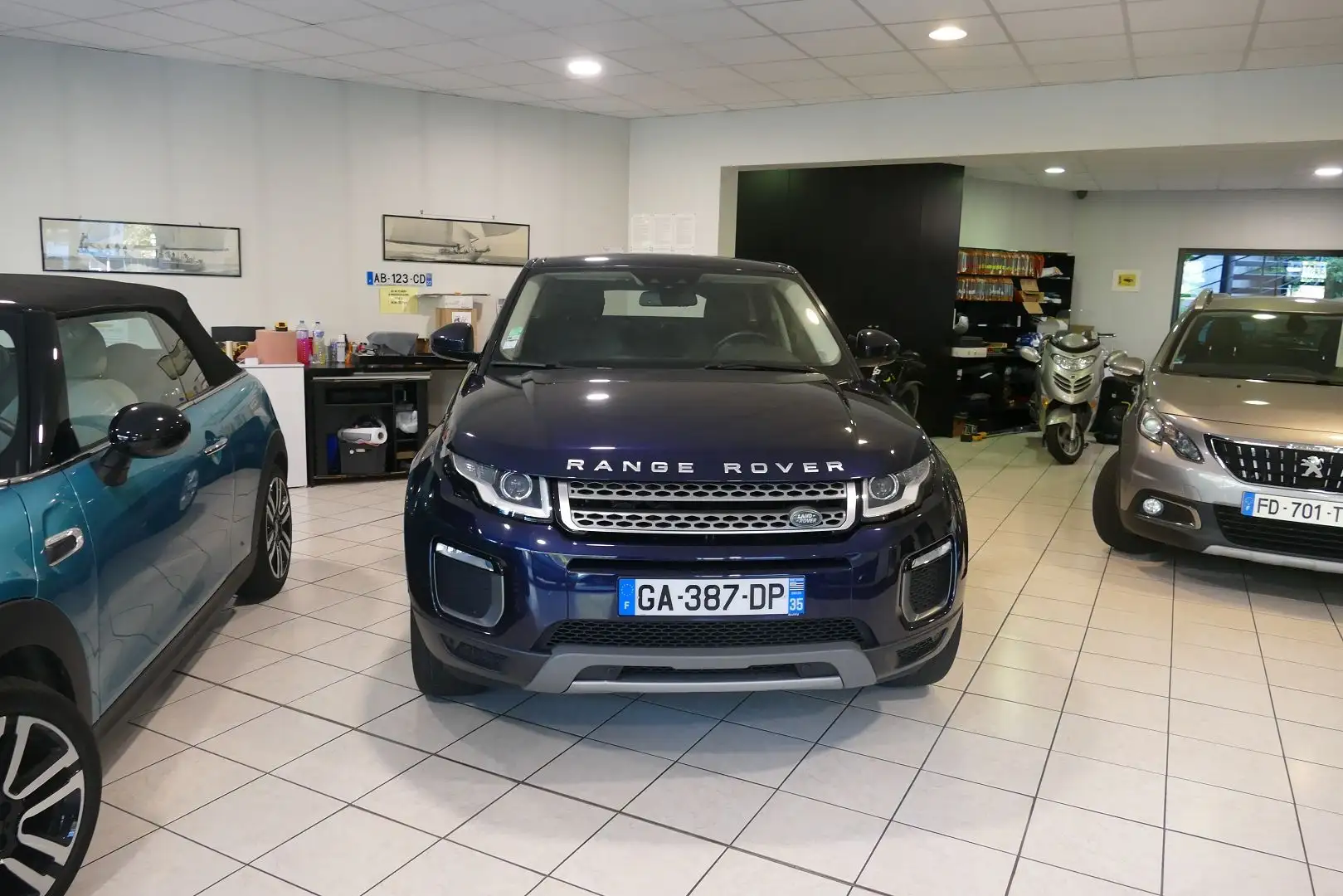 Land Rover Range Rover Evoque 2.0 TD4 150 HSE BVA MARK IV Bleu - 1