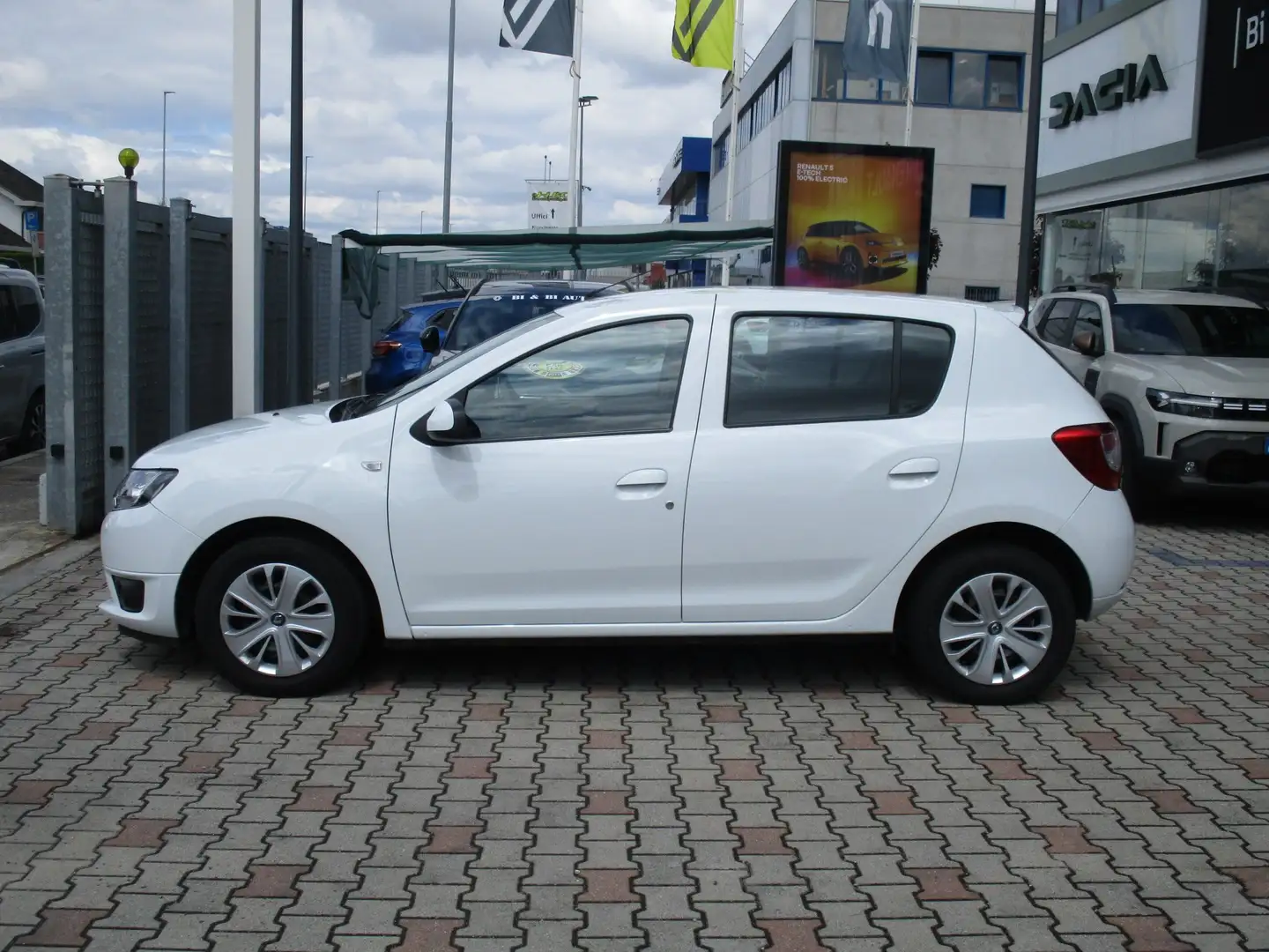 Dacia Sandero Sandero 0.9 tce Laureate Family Gpl s Bianco - 2