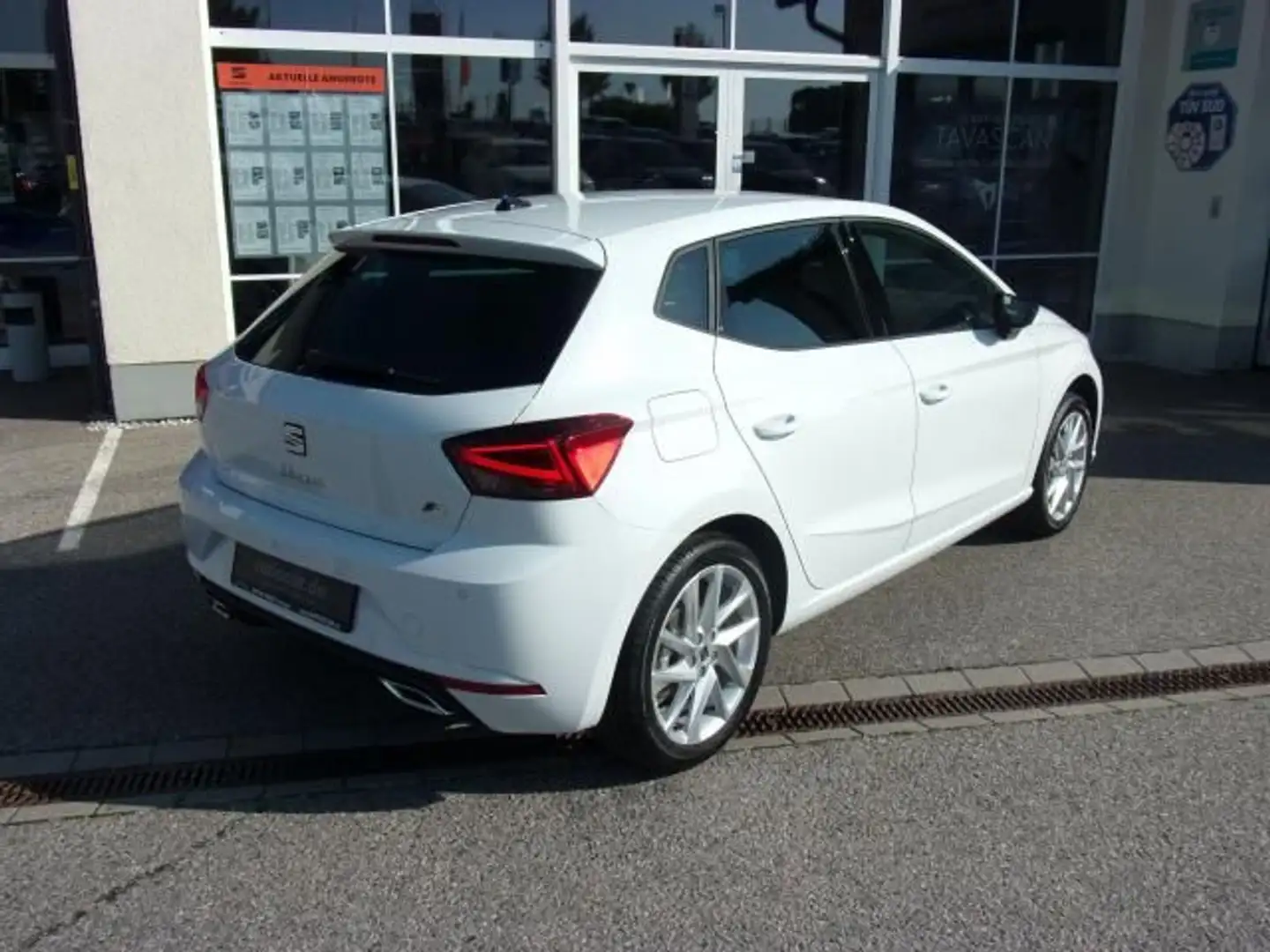 SEAT Ibiza IBIZA FR 1.0 TSI SITZHEIZ. FULL-LINK EINPARKH. Weiß - 2