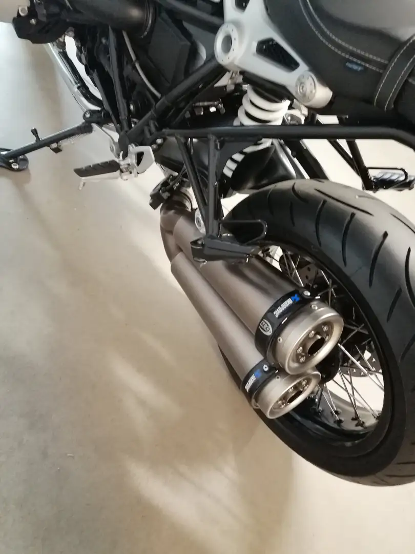 BMW R nineT Nero - 2
