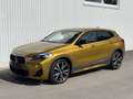 BMW X2 sDrive 18 d M Sport *AHK*Pano*Keyless* Gold - thumbnail 1