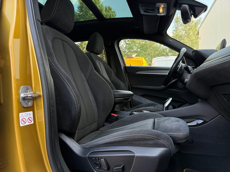 BMW X2 sDrive 18 d M Sport *AHK*Pano*Keyless* — photo 11
