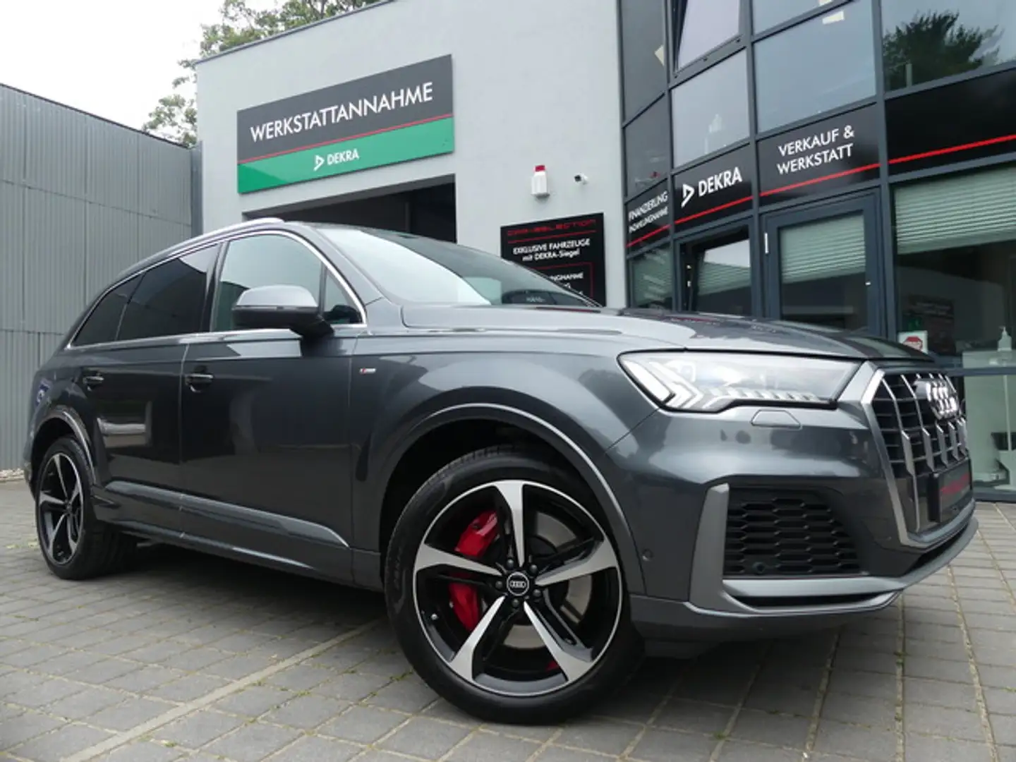 Audi Q7 55 TFSI e quattro S line MATRIX/S-SITZE/KAM/B&O Grau - 1