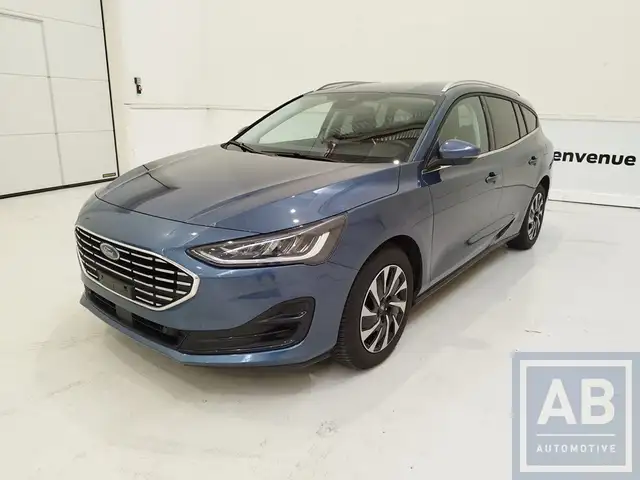 Ford Focus * Titanium - Clipper - Benzine *