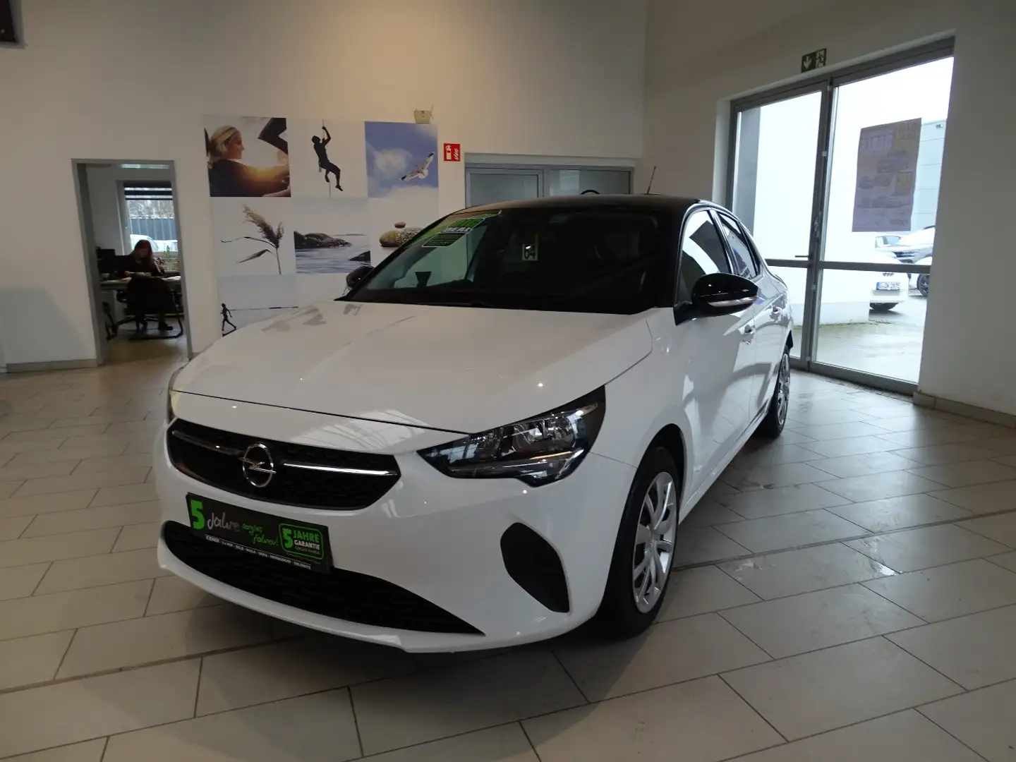 Opel Corsa-e EDITION 11kW OBC+SHZ+Kam.+KlimaA+PDC Wit - 2