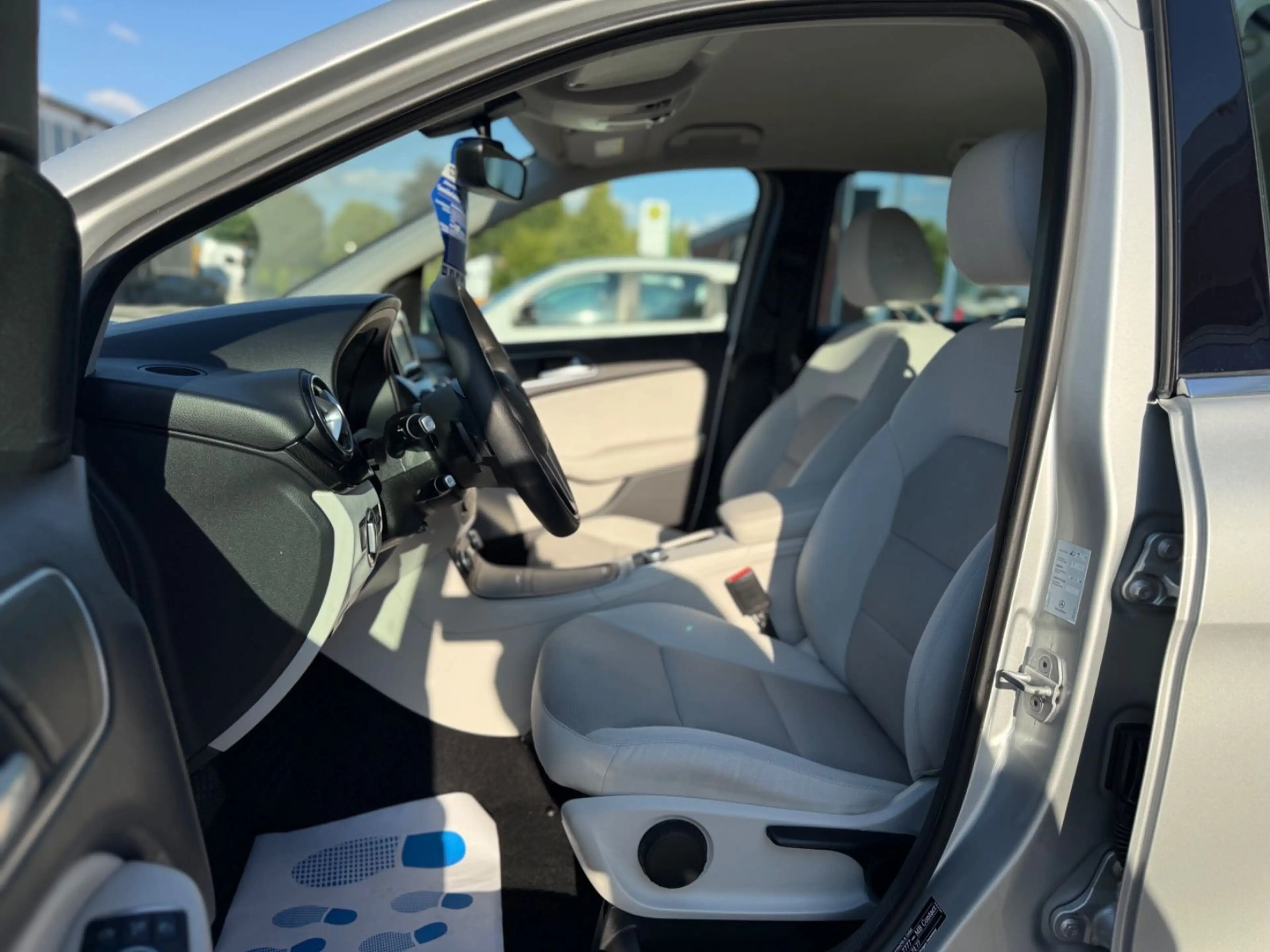 Mercedes-Benz B 180 CDI*SitzHz*Navi*Scheckheft bei MB*Garanti — photo 11
