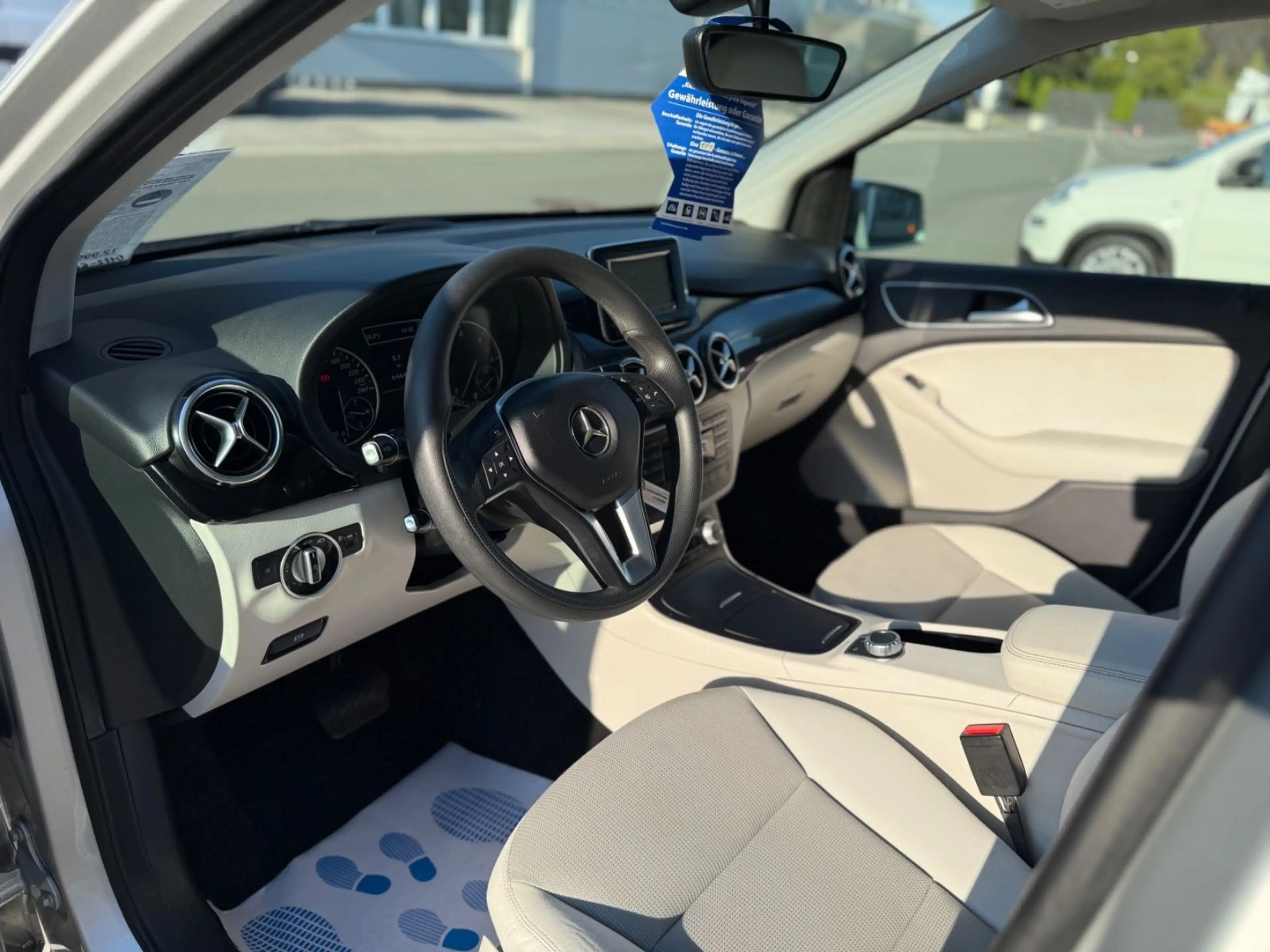 Mercedes-Benz B 180 CDI*SitzHz*Navi*Scheckheft bei MB*Garanti — photo 12
