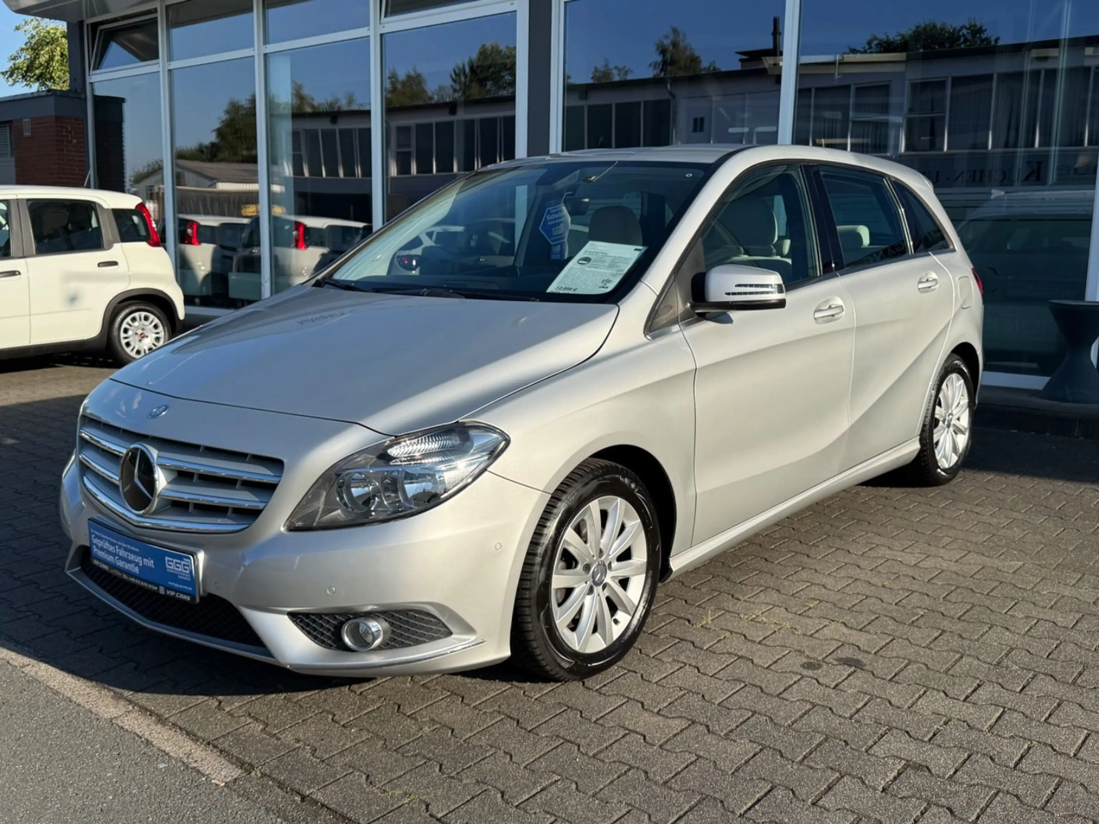 Mercedes-Benz B 180 CDI*SitzHz*Navi*Scheckheft bei MB*Garanti