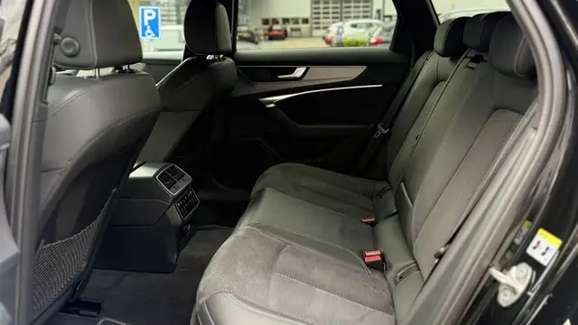 Audi A6 view 29