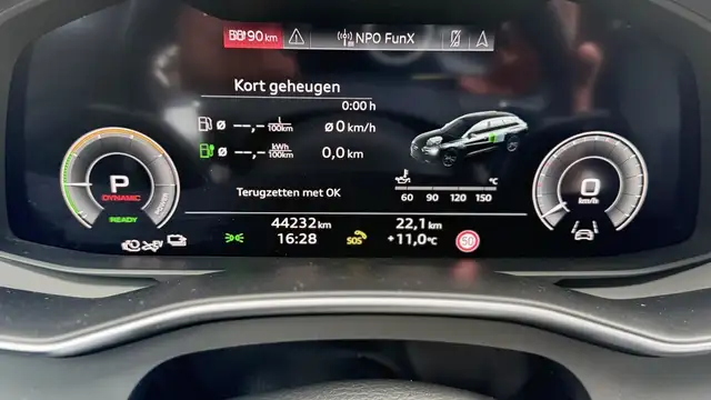 Audi A6 view 20