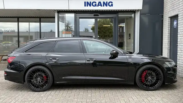 Audi A6 view 5