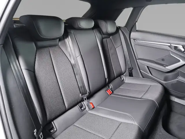 Audi A3 view 8