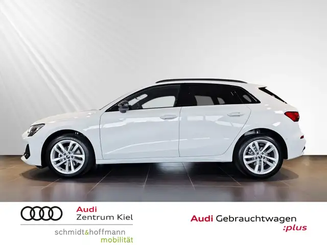 Audi A3 view 3