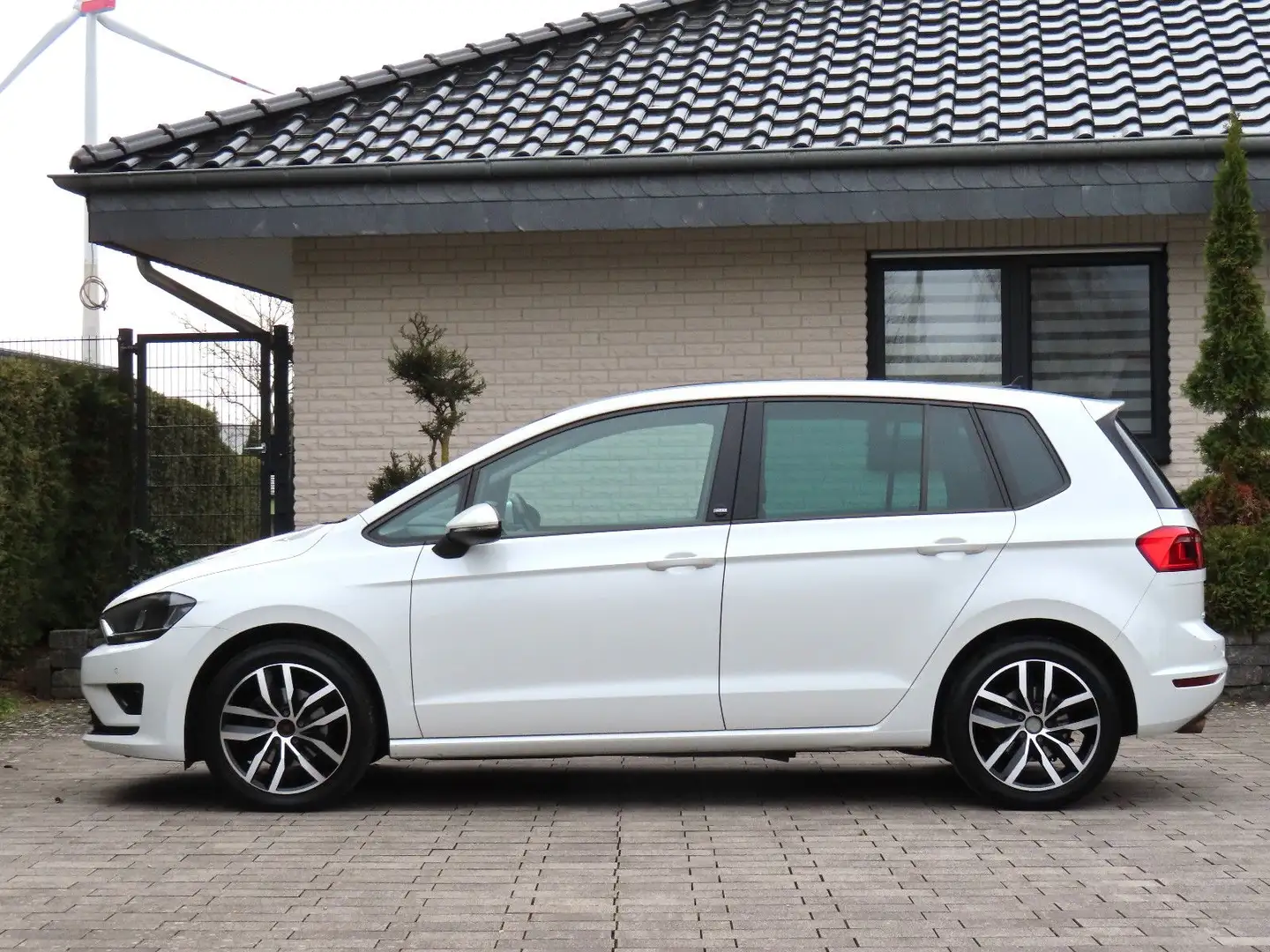 Volkswagen Golf Sportsvan VII Sound Aut. / Panorama /Kamera Weiß - 2