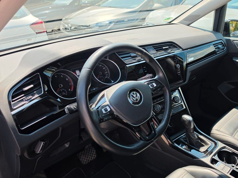 Volkswagen Touran High 1.5TSI DSG R-LINE/PANO/7 SITZE/LEDER — photo 9