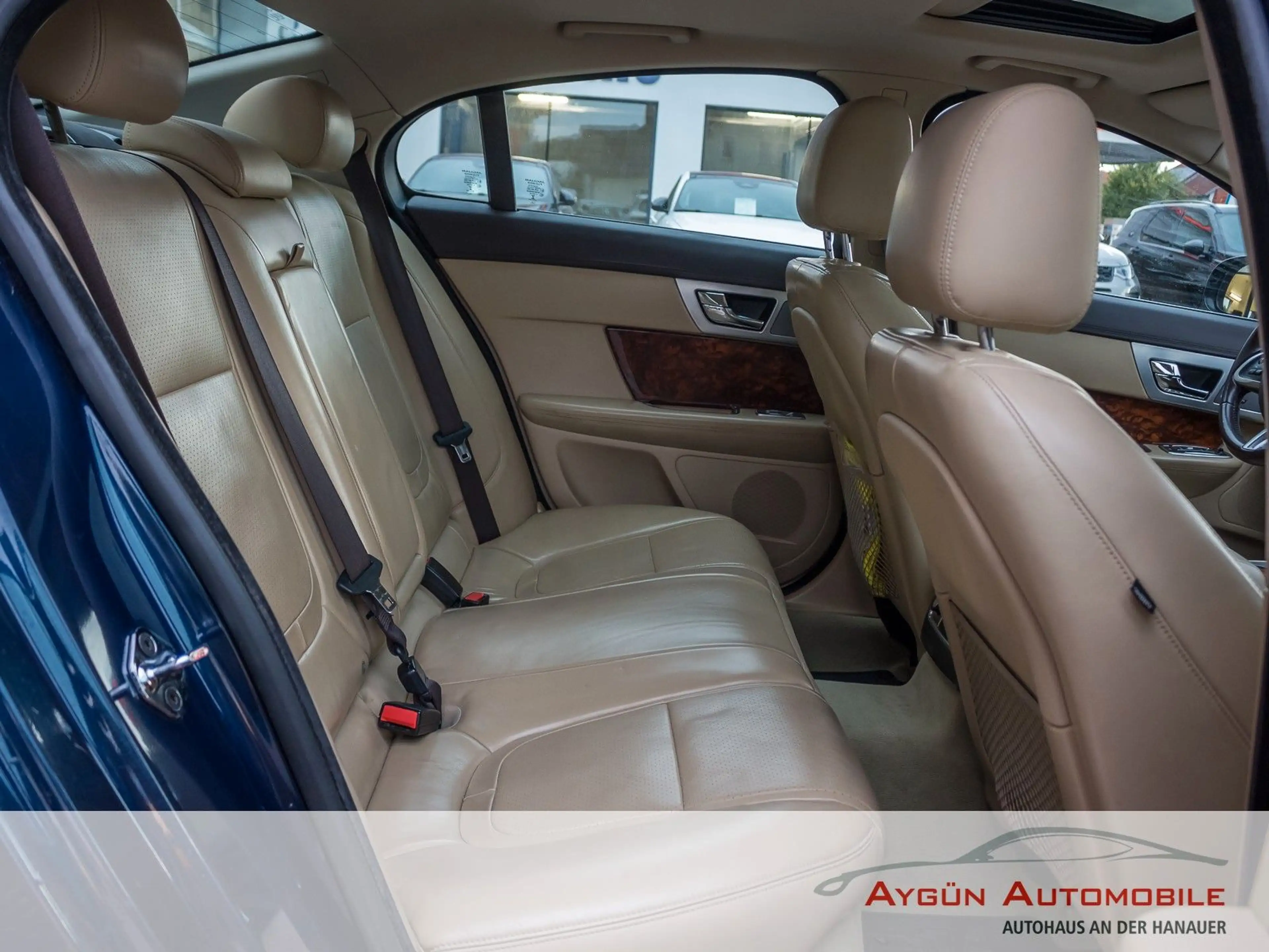 Jaguar XF S 3.0 V6 Diesel*Schiebedach*Memory*PDC*ACC* — photo 14