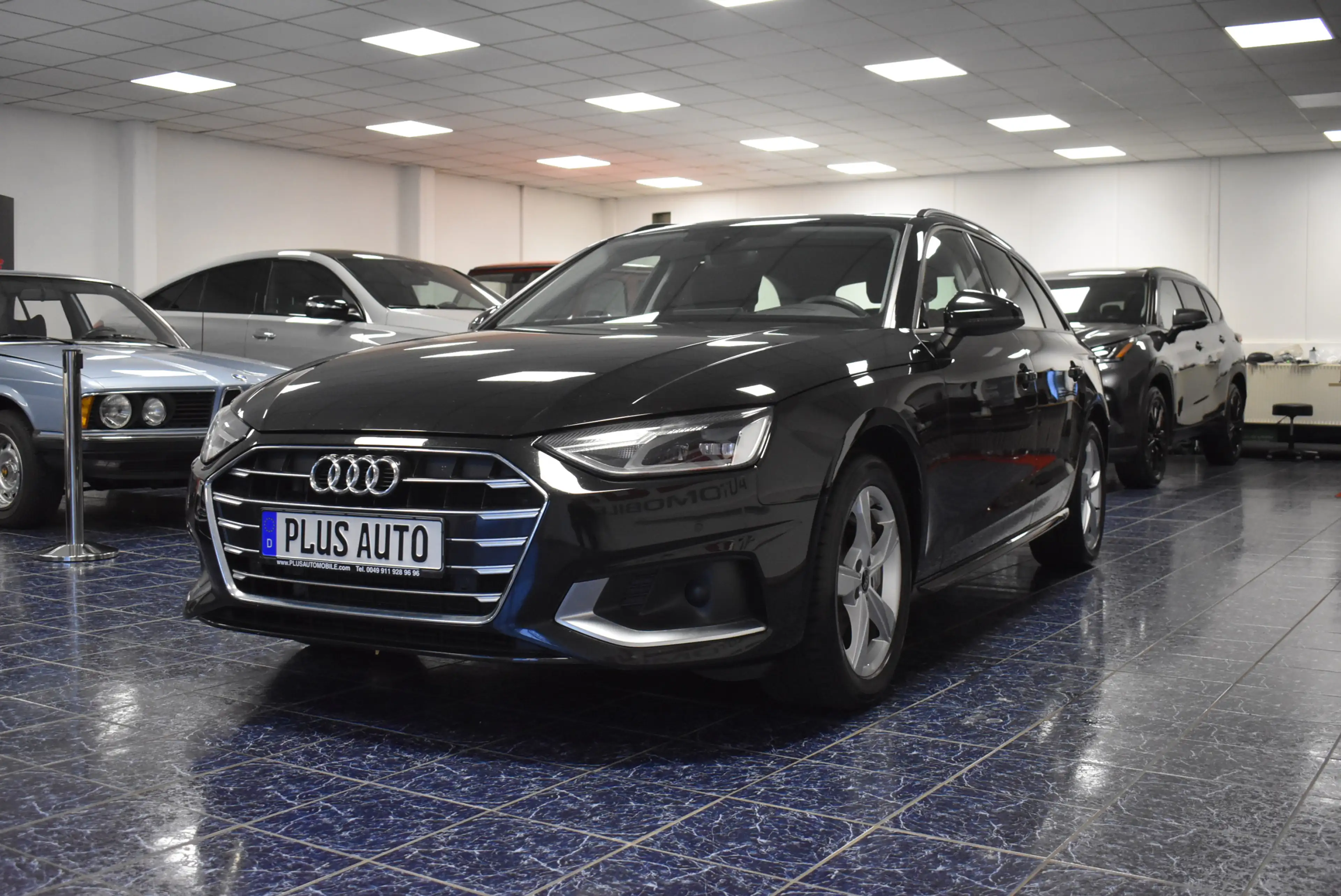 Audi A4 40 TDI advanced Navi LED Head-Up Panoram Temp — photo 4