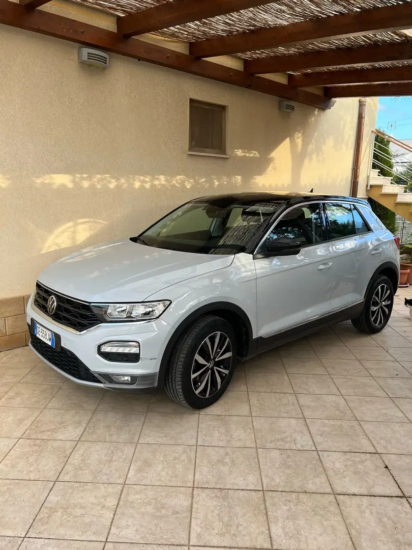 Volkswagen T-Roc 1.0 tsi Business 115cv - 1