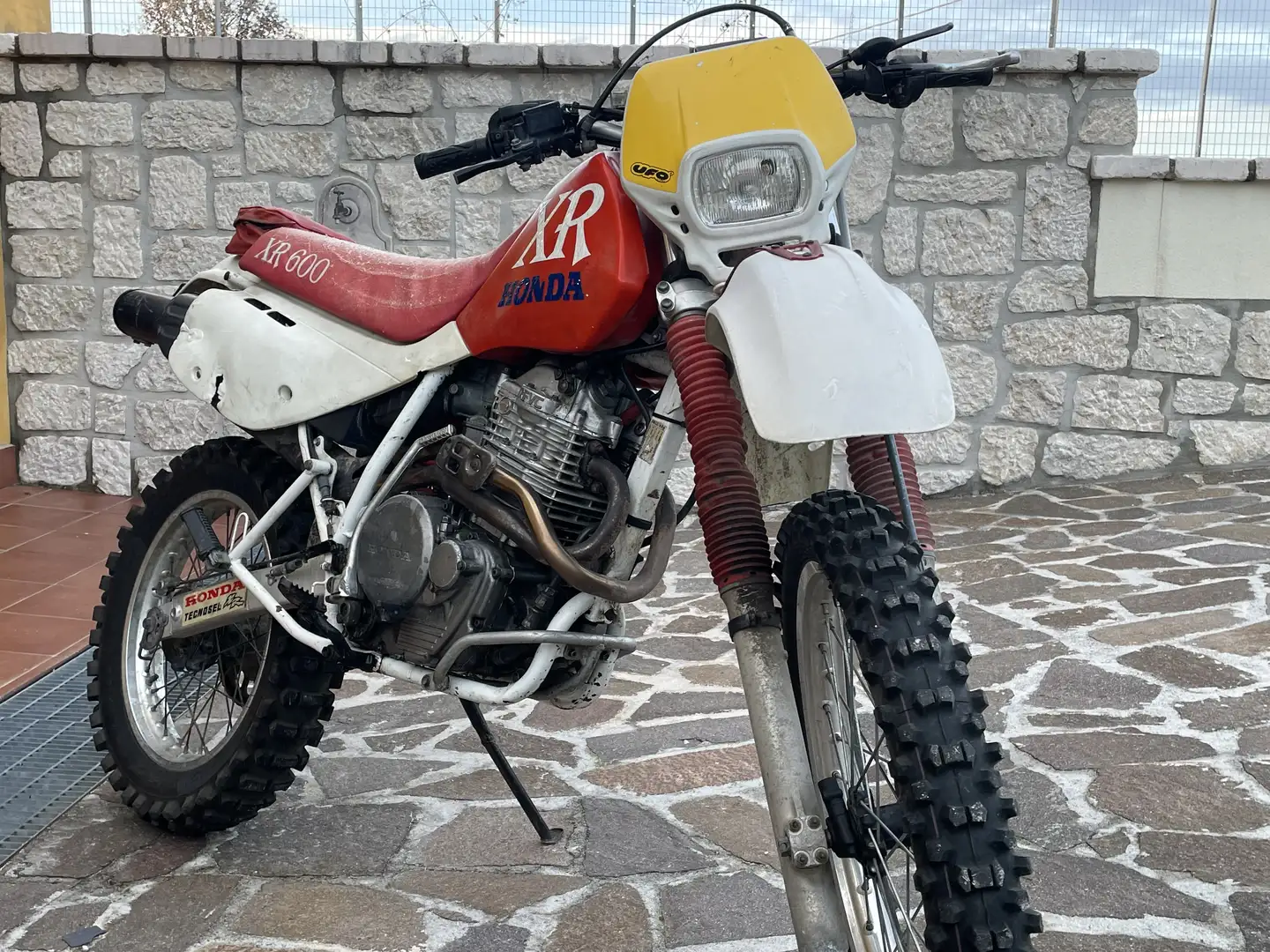 Honda XR 600 - 1